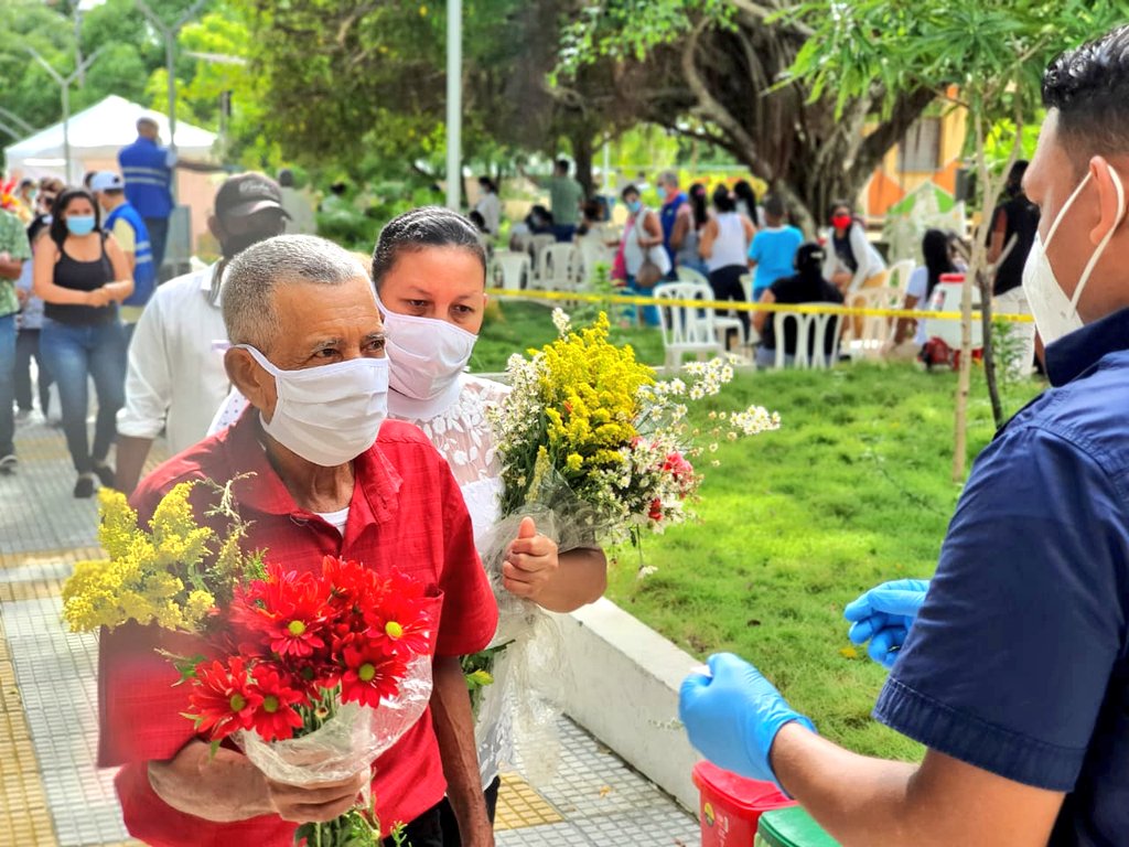 En Sabanalarga familiares visitaron a los fieles difuntos con todos los  protocolos de bioseguridad - cvnoticiastv