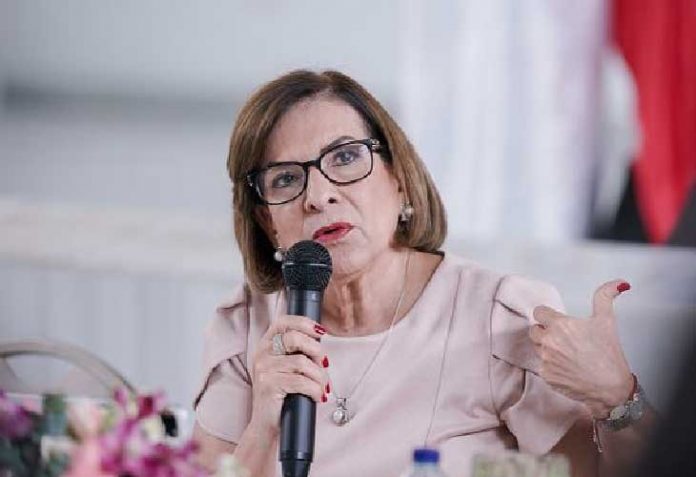 PROCURADORA