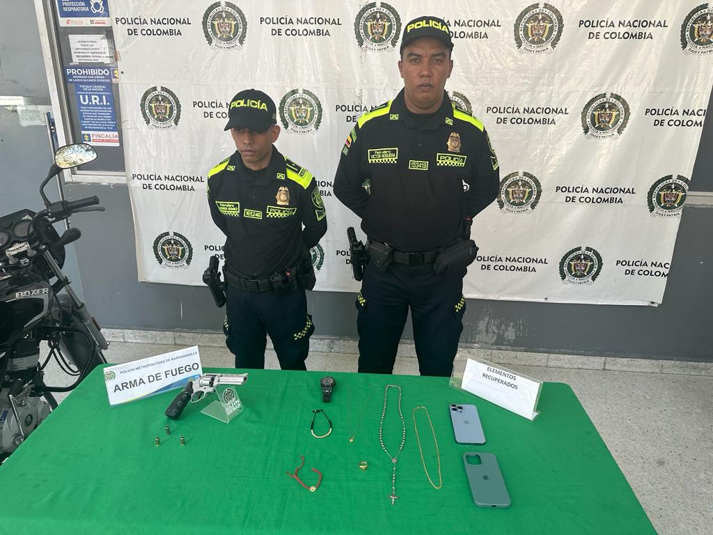 Policía recuperó celulares, joyas y un arma de fuego