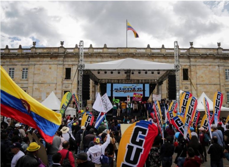 Centrales obreras se hicieron presentes en las marchas de hoy en Bogotá