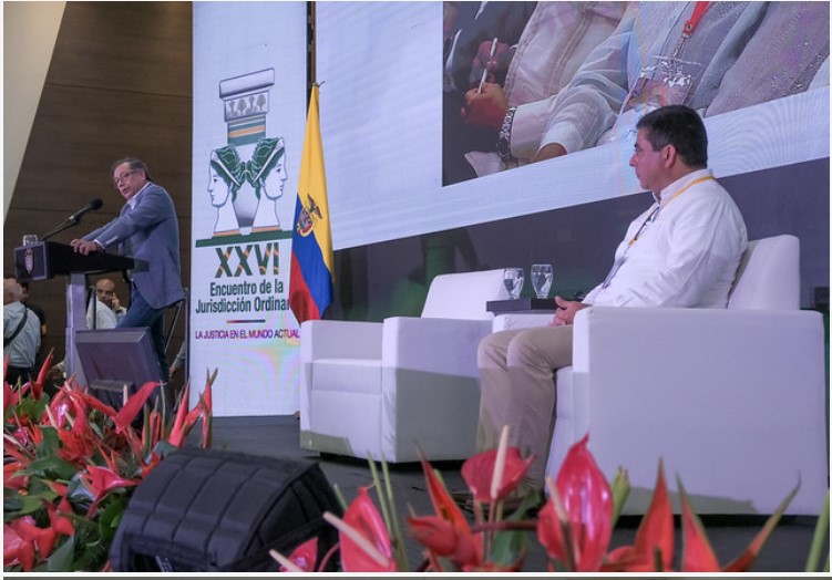 Presidente Petro en el XXVI encuentro de jurisdicción ordinaria en Bucaramanga