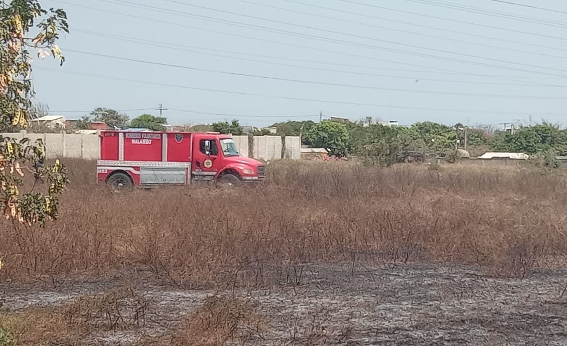 SEÑAL PROHIBIDO FUMAR 30*15 – Cuerpo de Bomberos