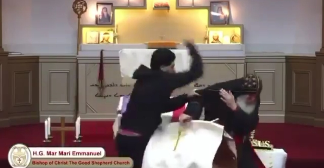 Joven hirió con arma blanca a obispo durante servicio en Australia y comunidad intentó lincharlo