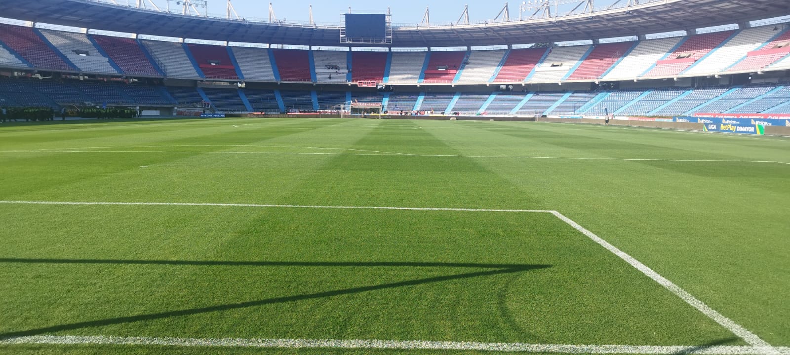 Así son los trabajos de mantenimiento en el estadio Metropolitano