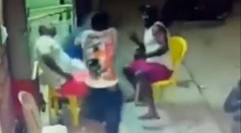 Masacre en Cartagena dejó tres muertos, las víctimas departían en una tienda cuando fueron asesinados