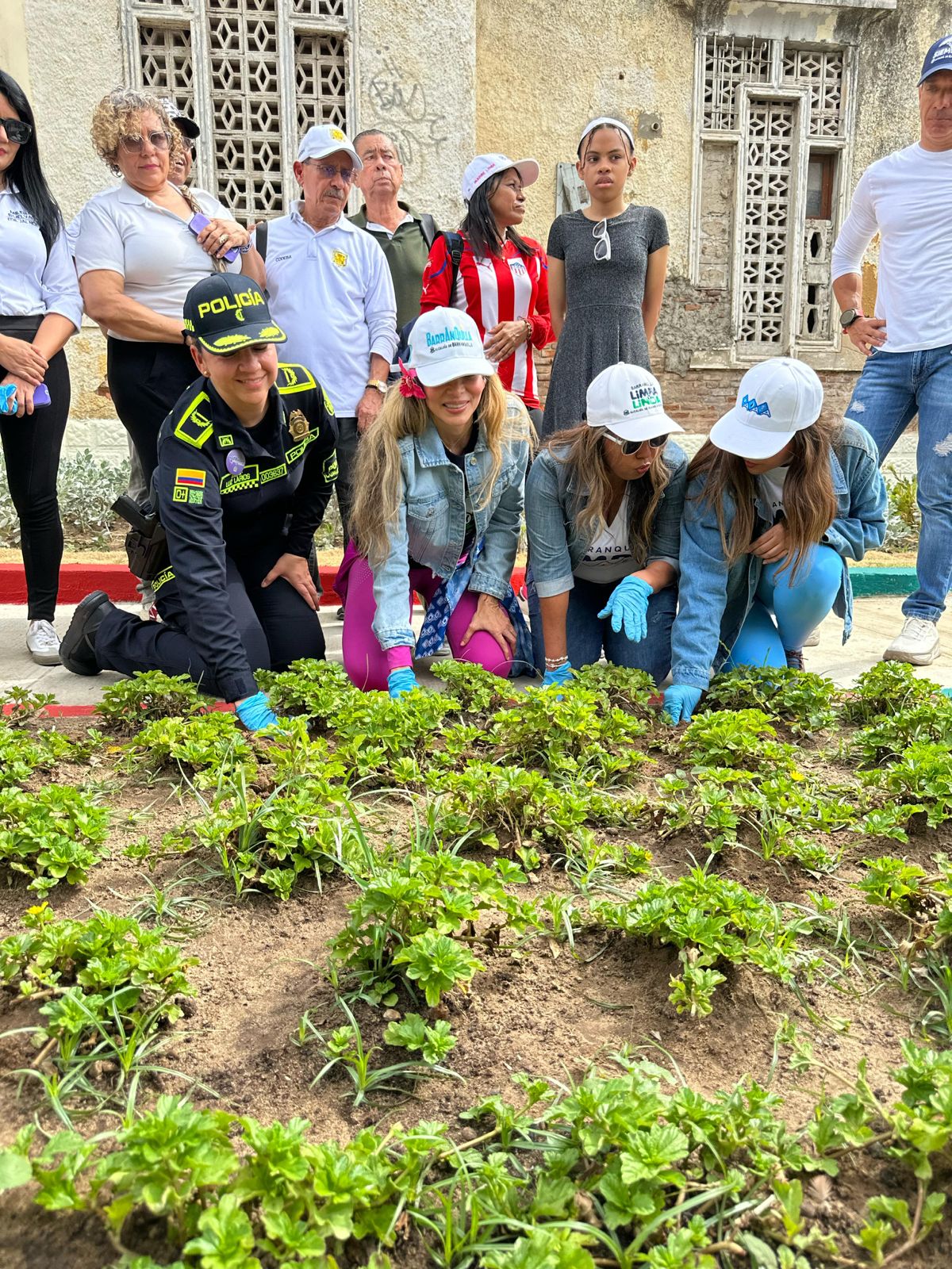 Alcaldía de Barranquilla lanza ‘Tu Cuadra Limpia y Linda’ para premiar el compromiso ciudadano