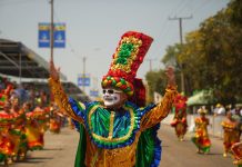 El Rey Momo del Carnaval de Barranquilla 2026, Adolfo Maury, engalanará el Carnaval Comunal Novembrino de Magangué 2025