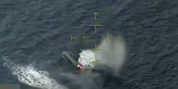 Operativo de EE. UU. en el Pacífico dejó un muerto tras destrucción de lancha