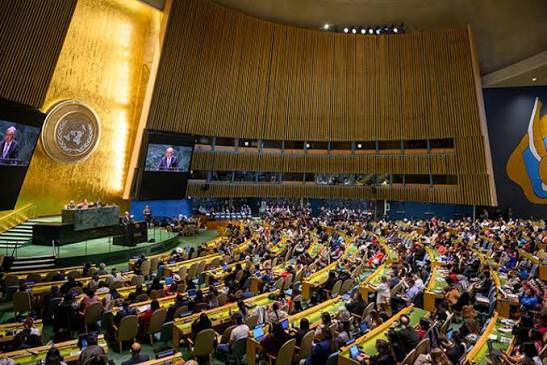Bandera de Cuba en el contexto de la votación de la ONU contra el embargo de Estados Unidos.